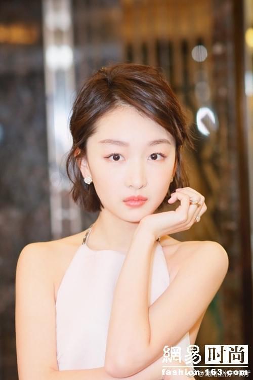 周冬雨最新头条大事爆料,揭秘她的蜕变之路与幕后故事